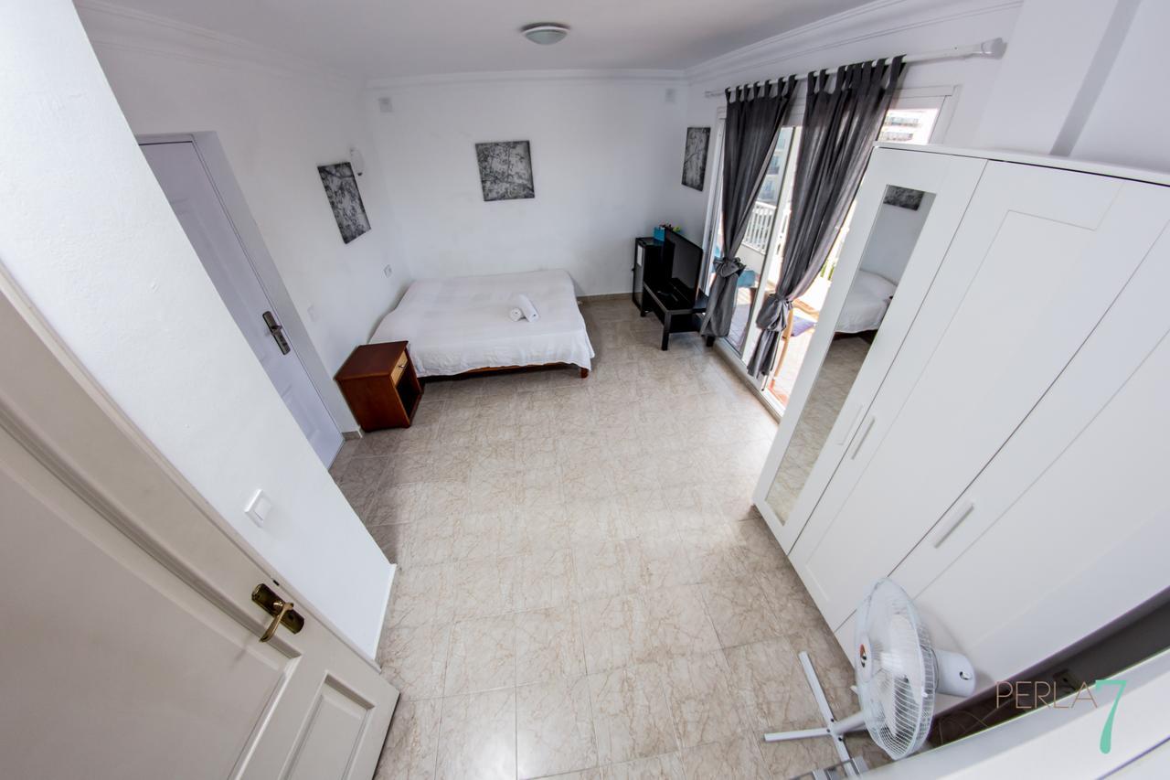 Perla Seven Apartments And Rooms ปลายาเดปัลมา ภายนอก รูปภาพ