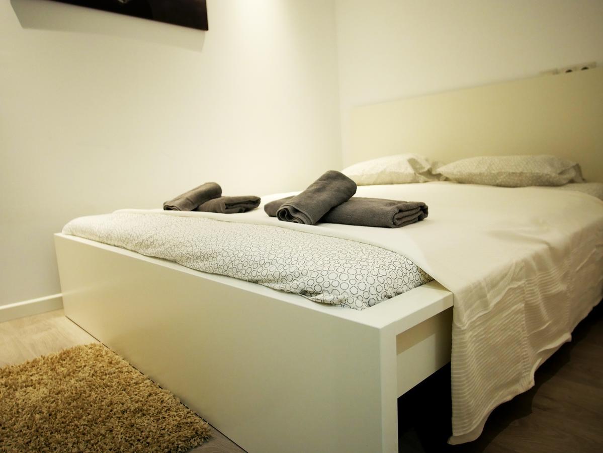 Perla Seven Apartments And Rooms ปลายาเดปัลมา ภายนอก รูปภาพ
