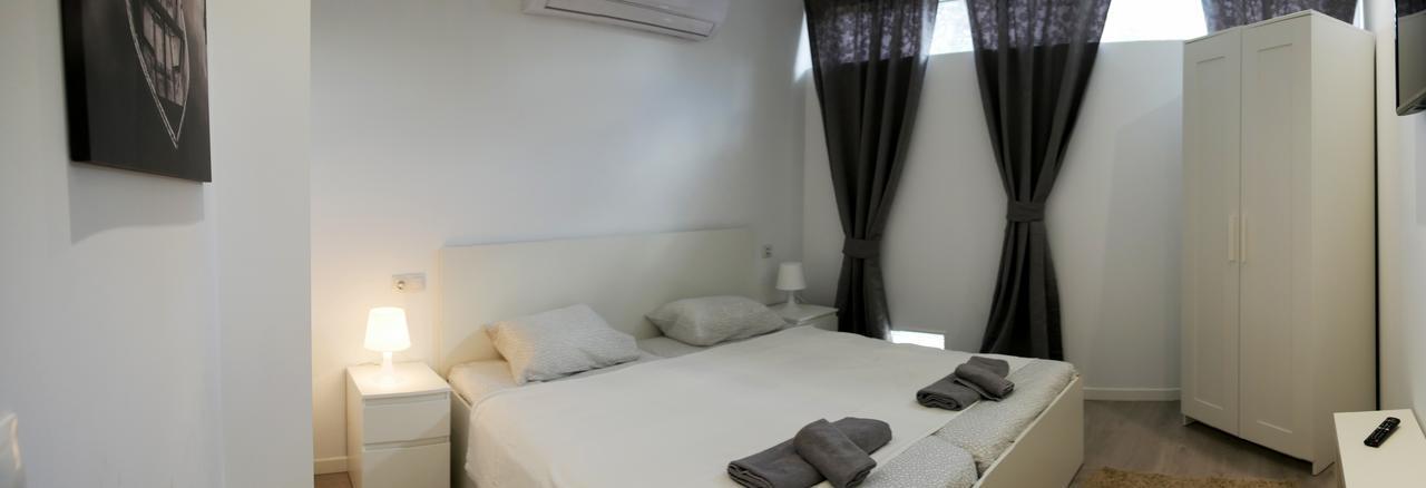 Perla Seven Apartments And Rooms ปลายาเดปัลมา ภายนอก รูปภาพ